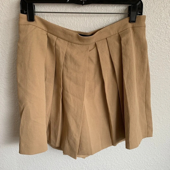 Ann Taylor Pleated Tennis Sand Skort Women's Size 8 - Picture 3 of 10